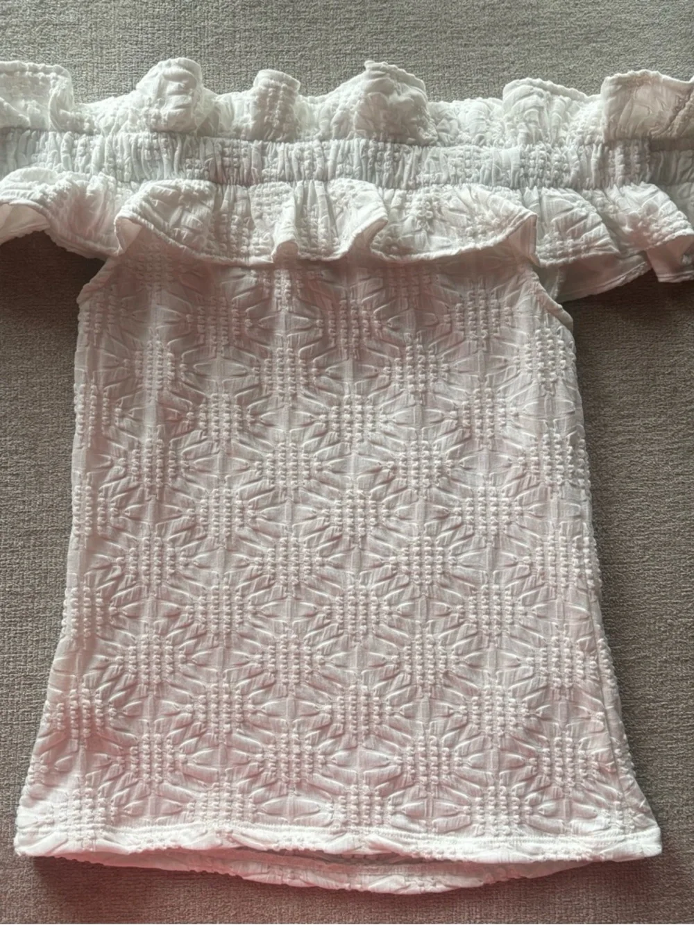 Maeve Anthropologie Off Shoulder Textured Blouse | White Ruffle Top Size M - Picture 5 of 5